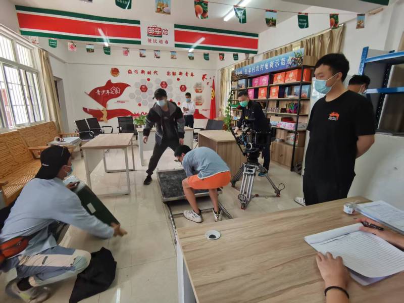 追星女孩心理学分析报告：和田广告片拍摄公司揭秘饭圈应援式传播逻辑